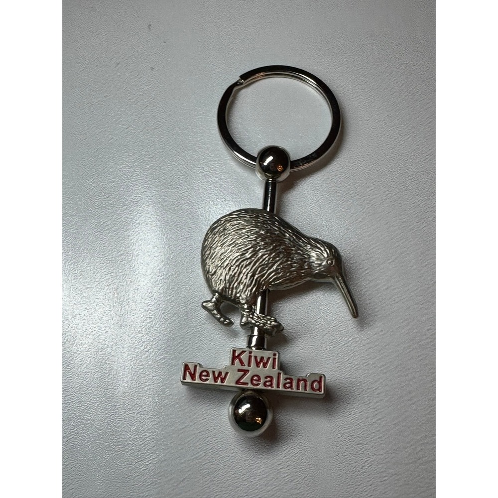 New Zealand Kiwi Bird Souvenir Keychain Metal Silver Tone